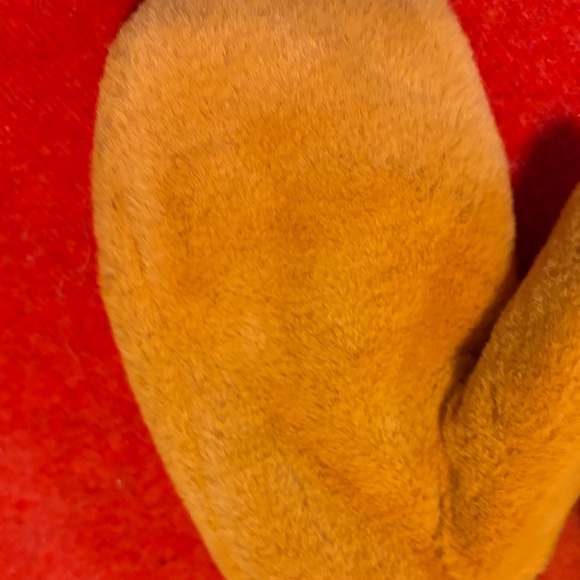 Golden yellow ultra-soft warm fuzzy mittens NWT - Picture 3 of 8